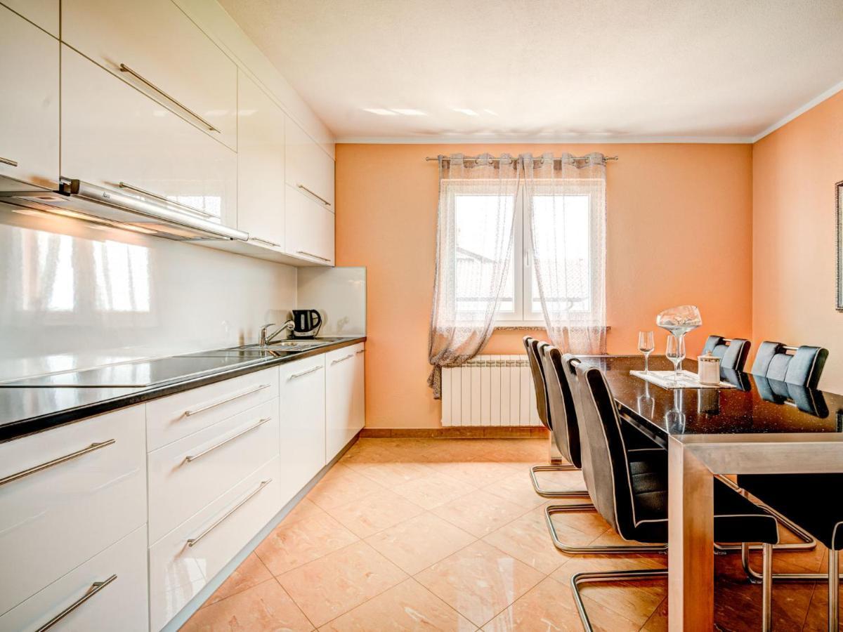Apartment Tommy-2 By Interhome Kmeti Buitenkant foto