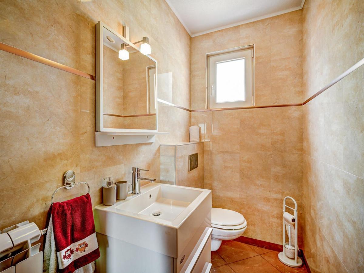 Apartment Tommy-2 By Interhome Kmeti Buitenkant foto